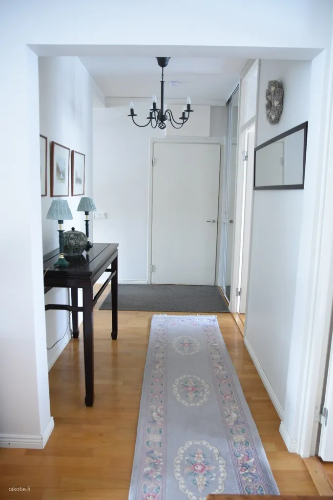 Entrée - Bright Apartment with Glazed Balcony in Espoo
