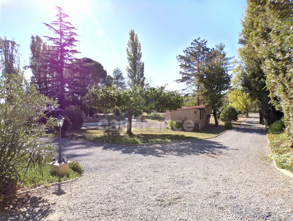 Välivaade - Villa with Pool in Cruzy