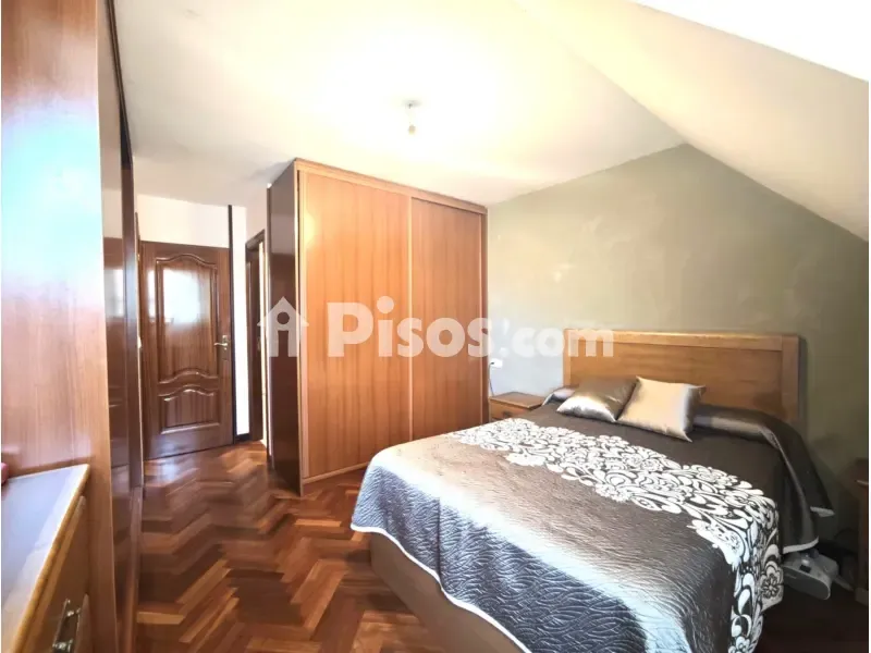 Magamistoad - Penthouse Chalet with Garage in Vila
