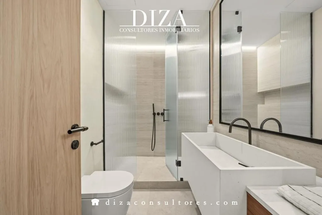 Salles de bain - Luxury Flat with 4 Bedrooms in Madrid