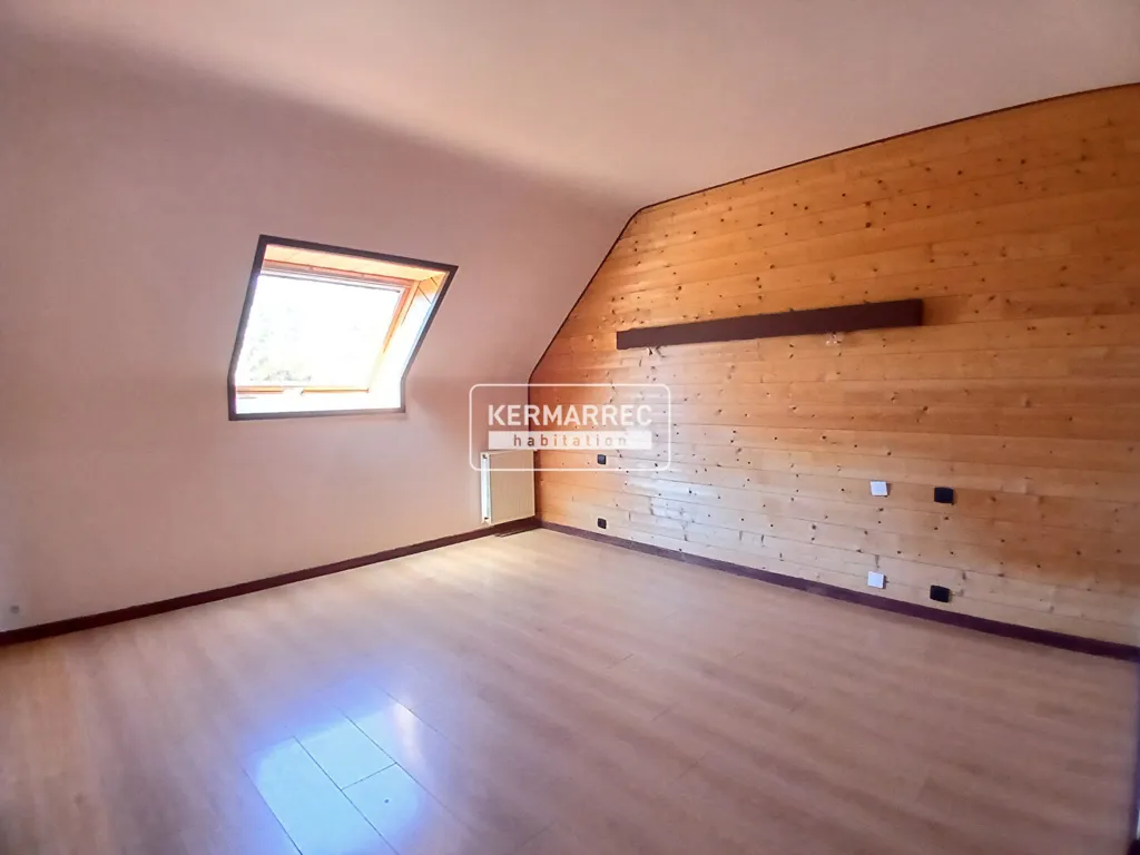 Stanze - Spacious House with Beautiful Garden in Pacé
