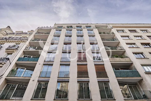 Exterior - Luxury Apartment with Central Heating in Paris 5th