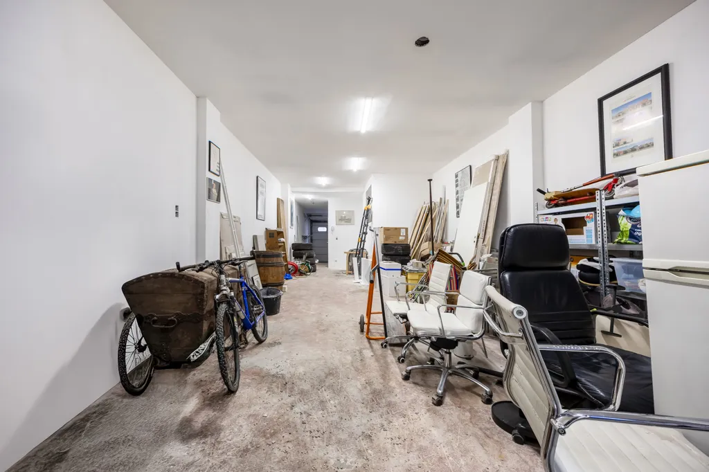 Kabinet - Income Property with 5th Unit Potential in Kievitwijk, Antwerp