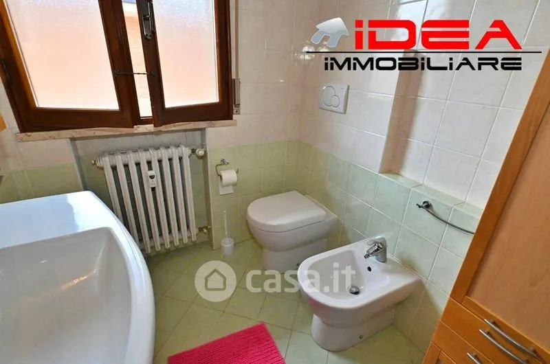 Salles de bain - Apartment with Balcony in Modena