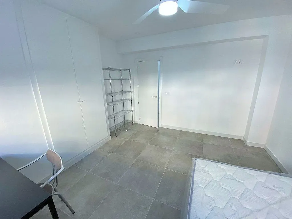 Chambres - Furnished Flat with Lift in Mestalla