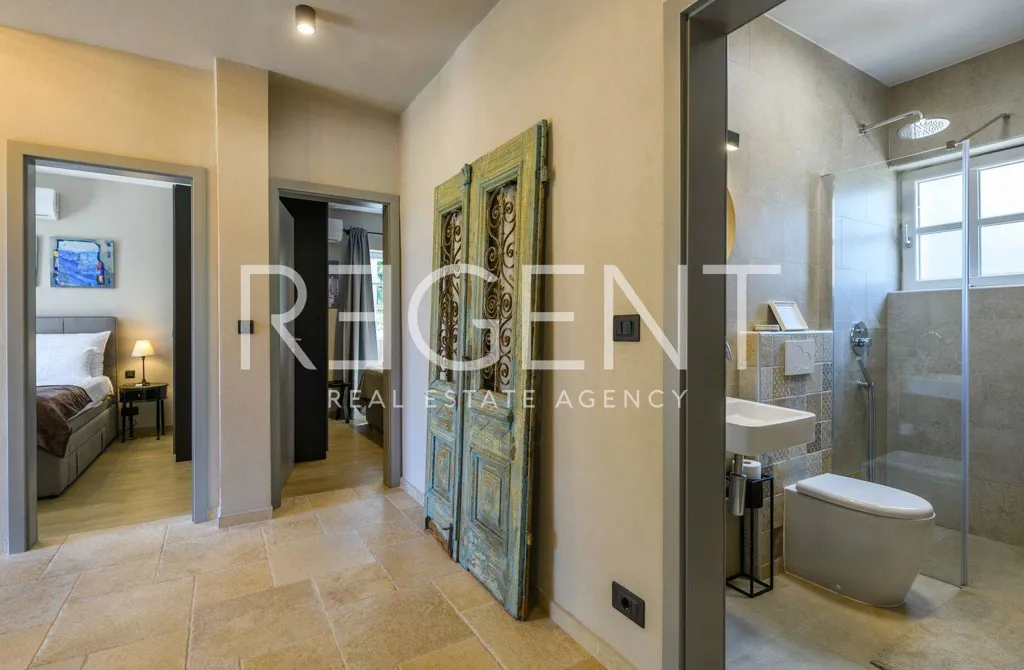 Bagni - Designer Villa with Pool in Tinjan