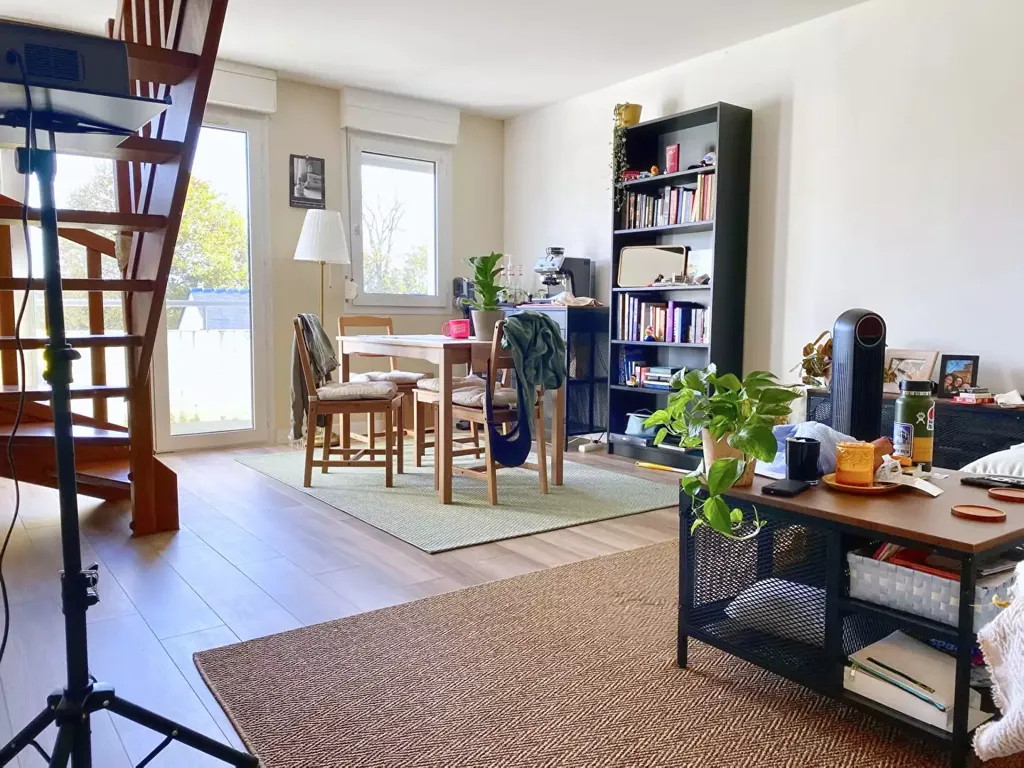 Living Room - Duplex Apartment with Balcony in Nantes