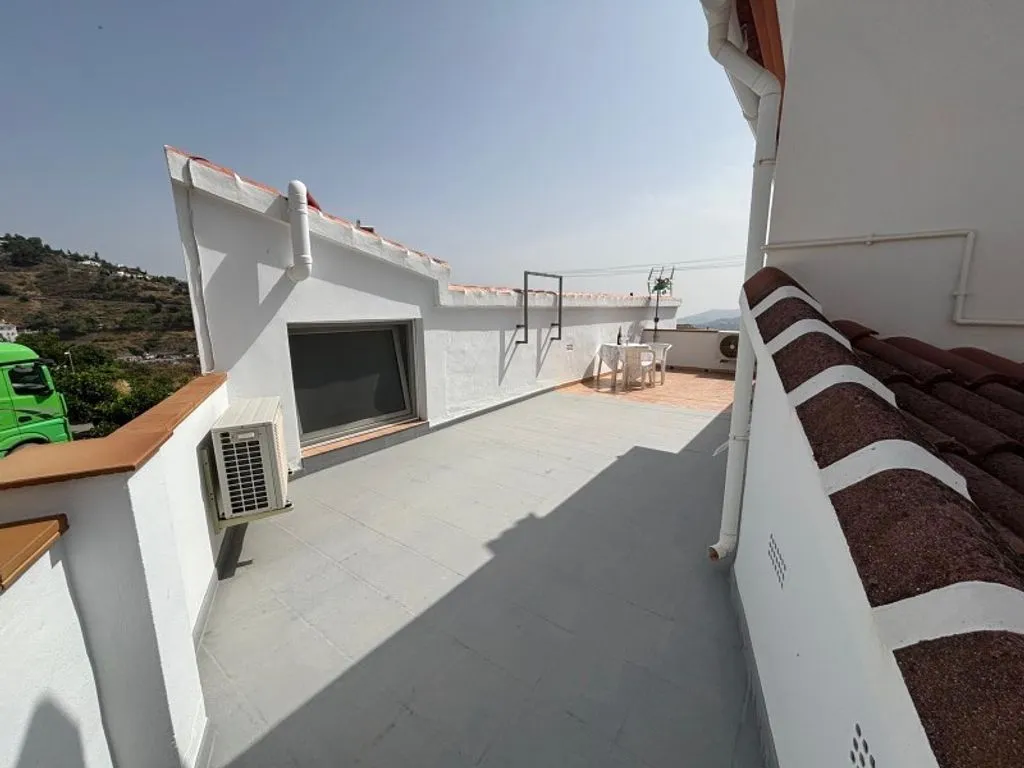 Terrace - Villa with Sea View and Pool in Cómpeta