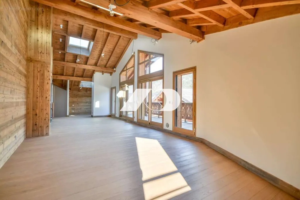 Pièces - Appartement Luxueux avec Balcons à Morzine