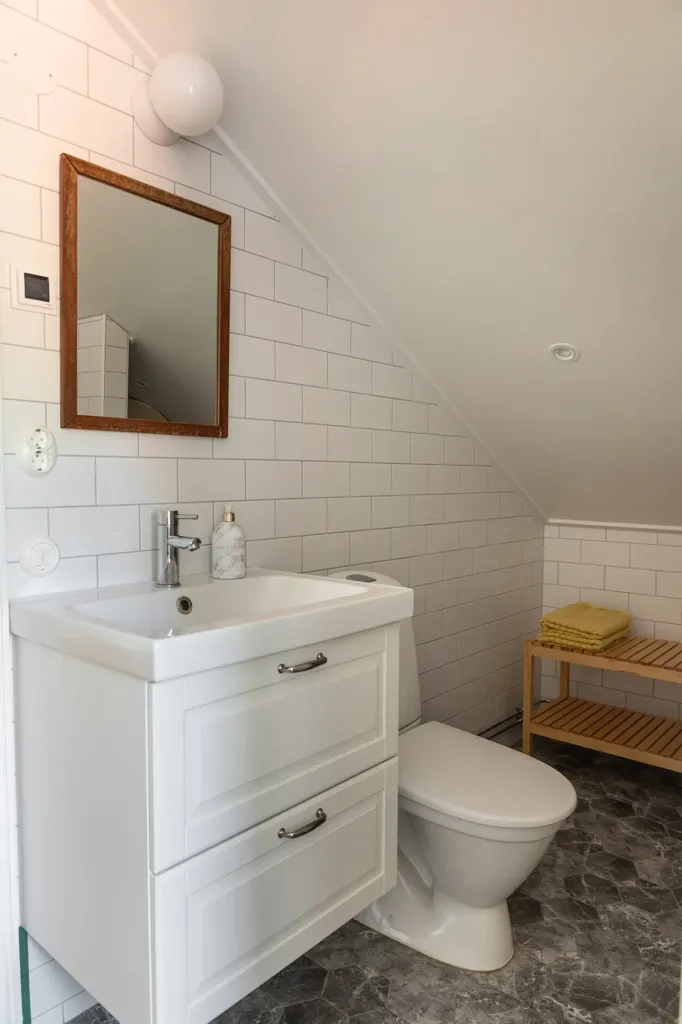 Bathrooms - Holiday Home with Sea View in Norrtälje