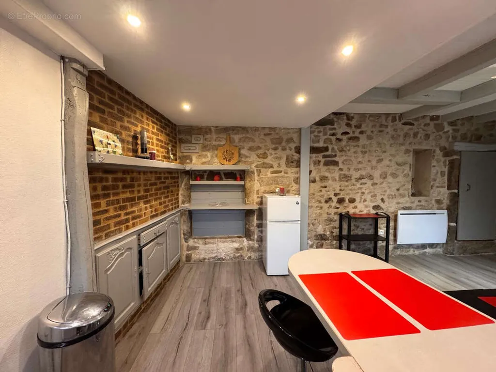Cuisine - Appartement Duplex avec Jardin d'Entrée à Cerny