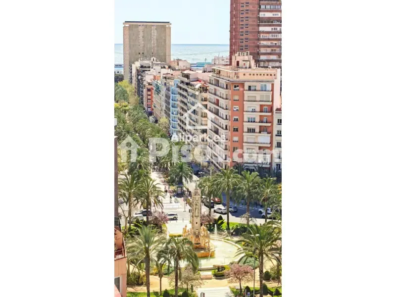 Apartment with Castle View in Alicante