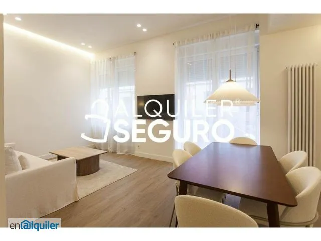 Sala da pranzo - Modern Flat with Lift in Chamberí