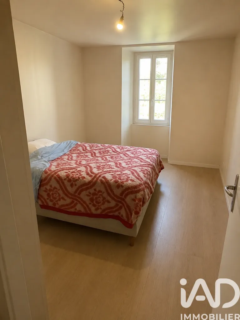 Chambres - Immeuble à Hautvillers avec Potentiel d'Aménagement