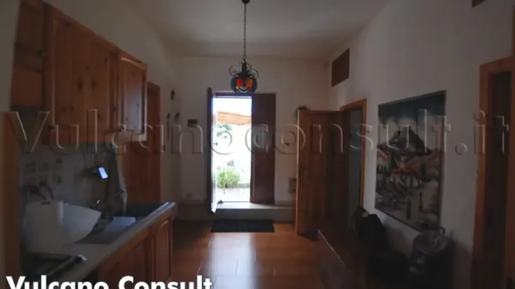 Esik - Villa with Sea View in Lipari