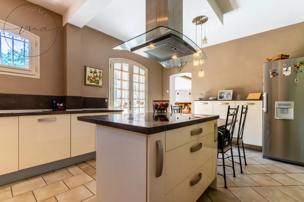 Cucina - Provençal Style House with Pool in Lignan-sur-Orb