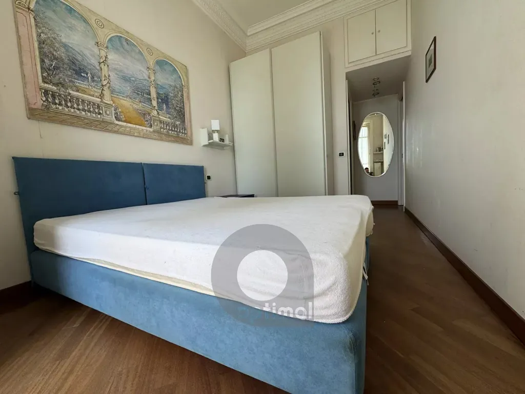 Chambres - Appartement en Bord de Mer avec Balcon à Menton