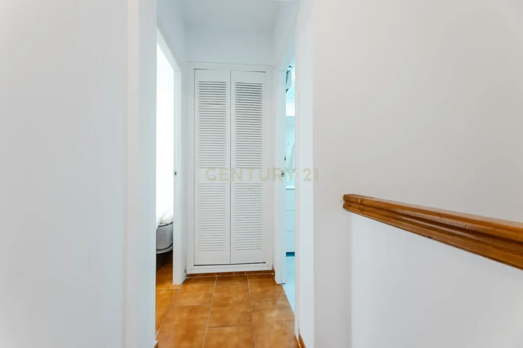 hallway_entrance