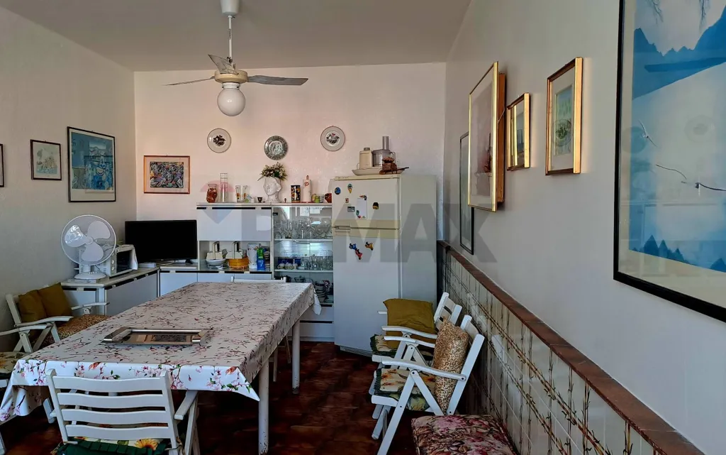 Dining Room - Apartment with Sea View in Mondello