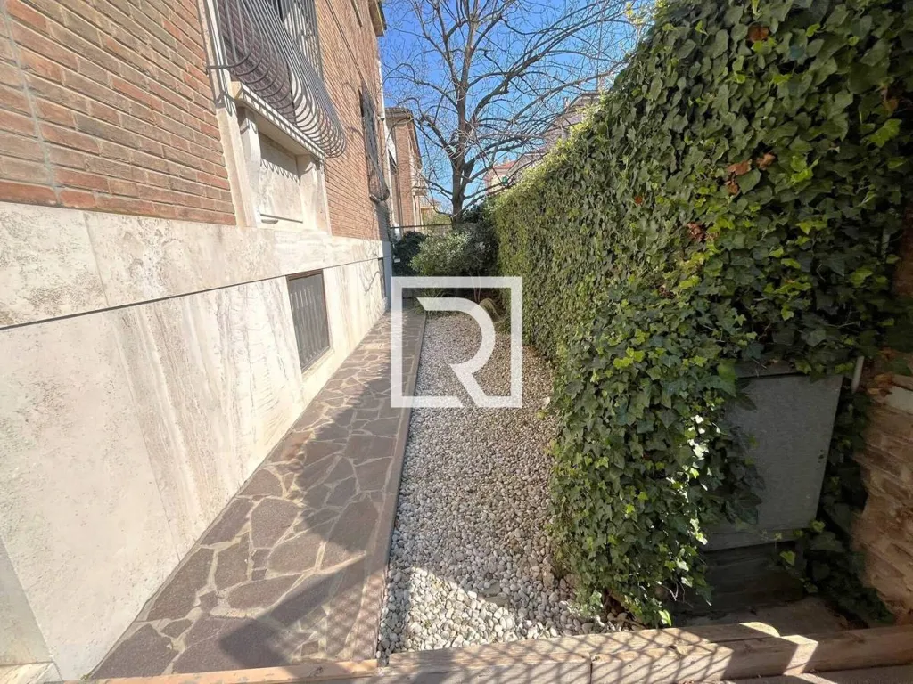 Giardino - Semi-detached House with Private Garden in Ravenna