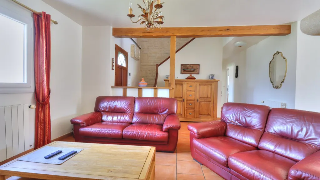 Séjour - Maison Charmante avec Terrasse à 5' de Dreux