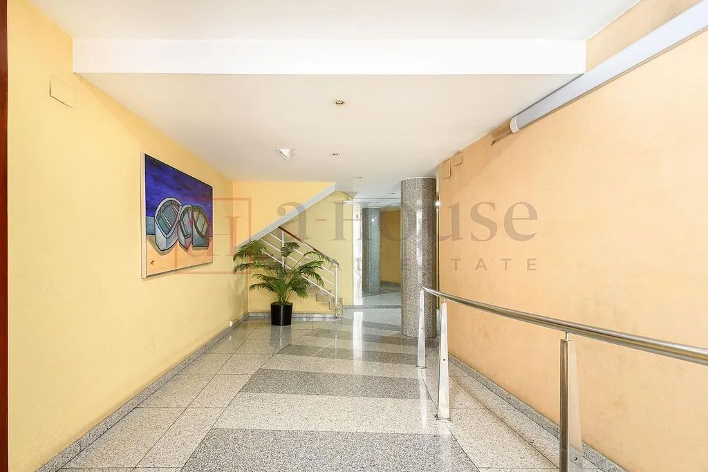 Entrée - Luxury Apartment with Balcony in L'Antiga Esquerra de l'Eixample