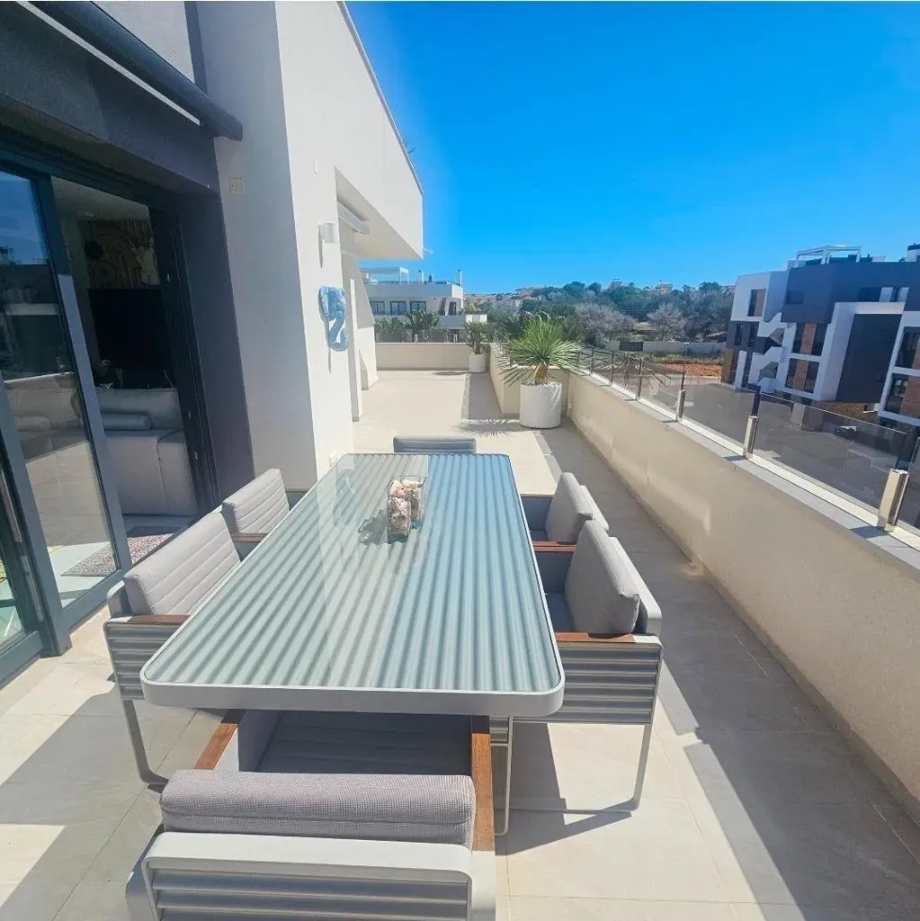 Terrazza - Penthouse with Pool in Los Dolses