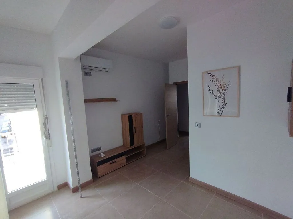 Entrée - Furnished Flat with Balcony in San Roque