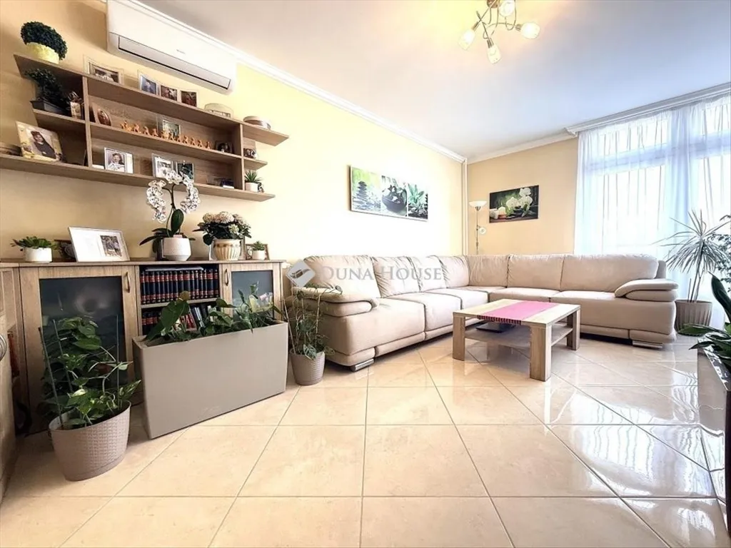 Soggiorno - Modern Apartment with Panoramic View in Kecskemét