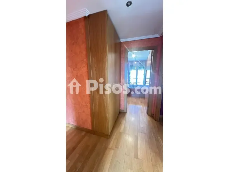 Esik - Accessible Flat with Balcony in León