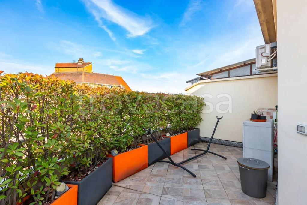 Terrasse - Attico with Terraces in Torino