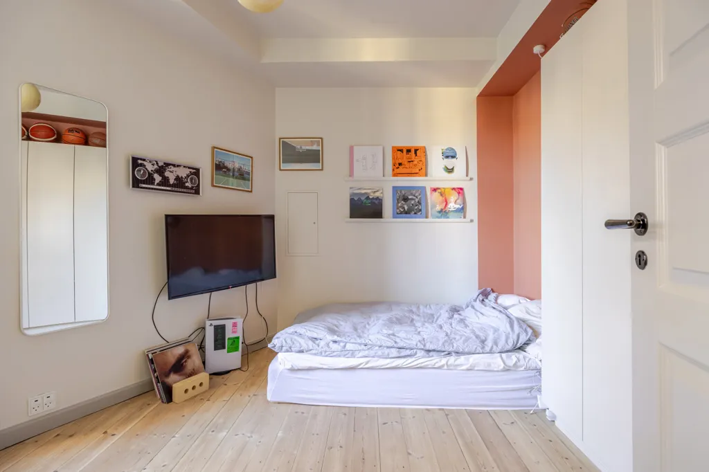 Magamistoad - Duplex with Historic Charm in Copenhagen V