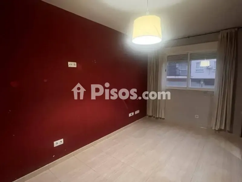 Pièces - Bright Apartment with Ascender in Plasencia