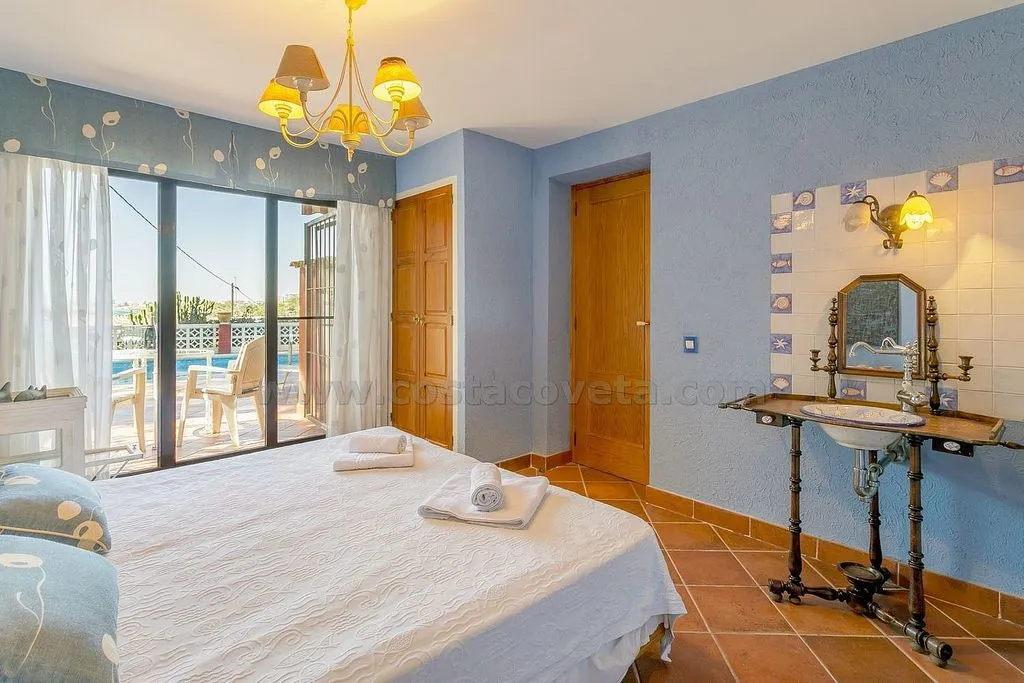 Magamistoad - Chalet with Pool and Terrace in Calle D'osca