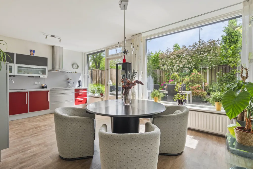 Dining Room - Two-Storey House with Garden in Landgraaf