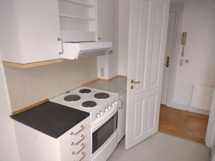 Cuisine - Renovated Flat with Balcony in Odense C