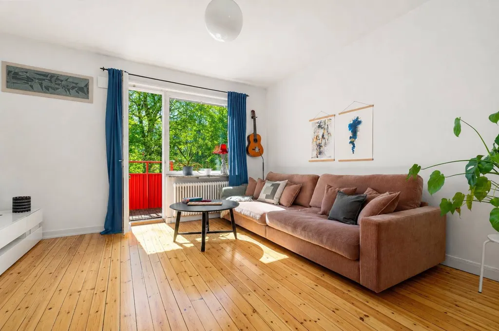 Soggiorno - Charming Two-Bedroom Flat with Balcony in Stockholm