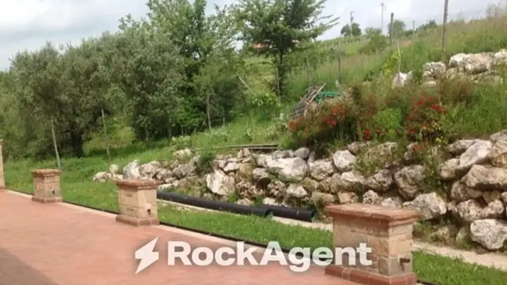 Jardin - Panoramic Villa with Olive Grove in Castel Campagnano