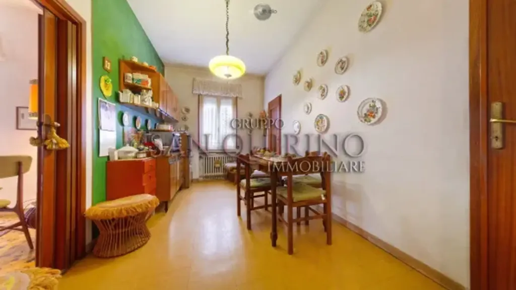 Salle à manger - Villa with Private Garden in Guastalla
