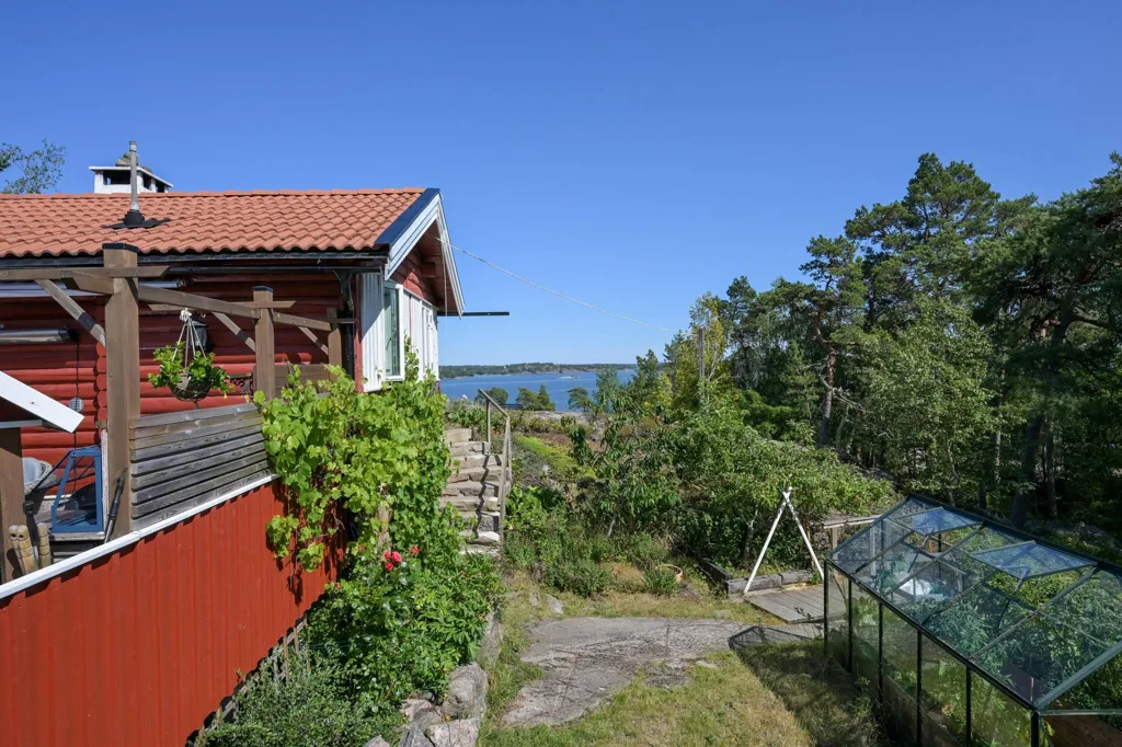 Aed - Scenic Archipelago Villa near Stockholm