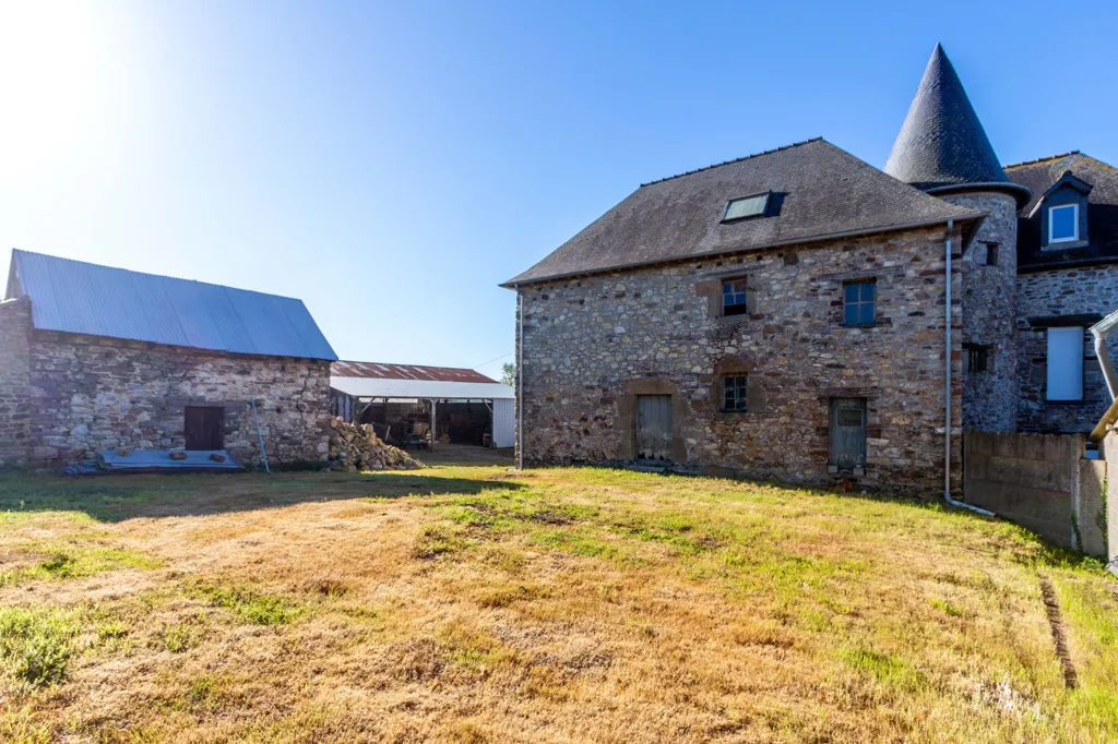 Jardin - Maison de Caractère avec Hangar à Saint-M'Hervé