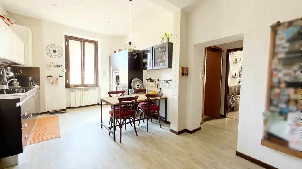 Salle à manger - Rustic-Style Flat with Balcony in Florence