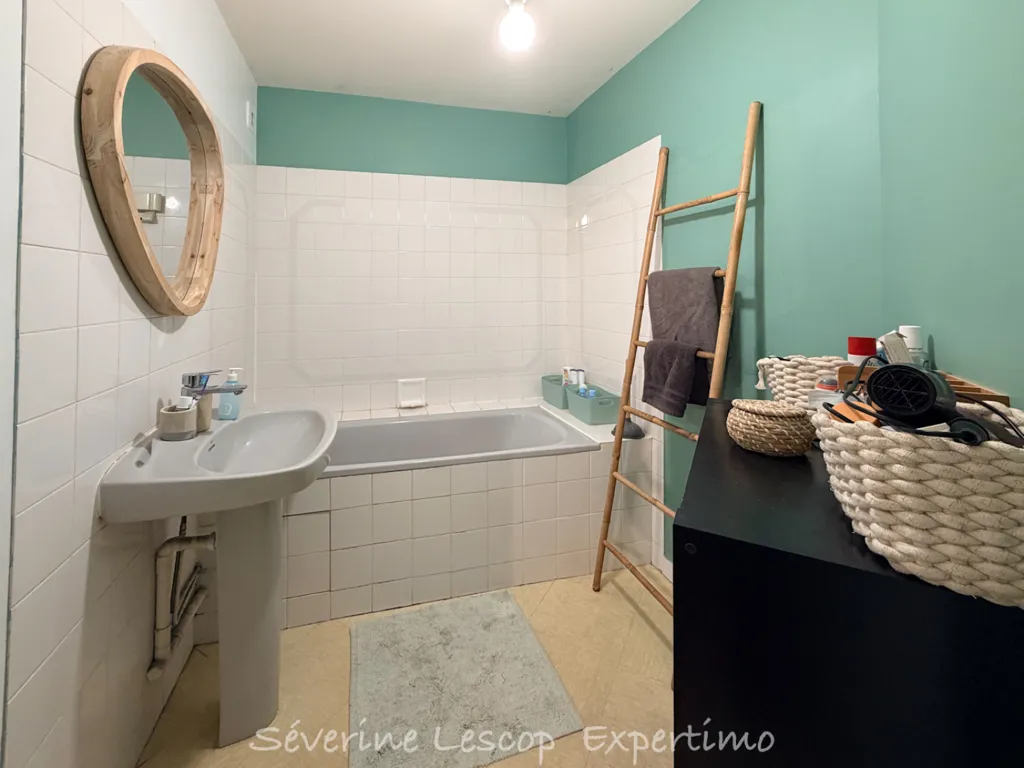 Salles de bain - Duplex T3 avec Terrasse à Vannes Cliscouët