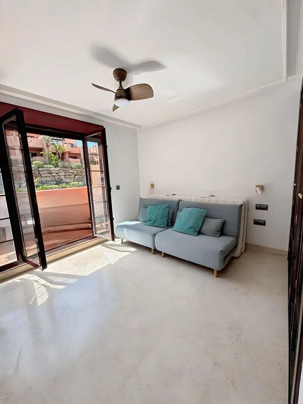 Elutuba - Duplex with Pool and Terrace in La Mairena, Marbella