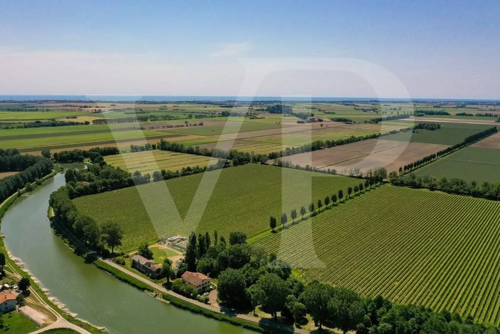 Õhuvaade - Renovated Farmhouse by Canal in Caorle