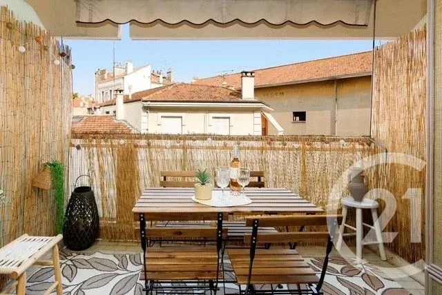 Rõdu - Studio with South-Facing Terrace in Cannes