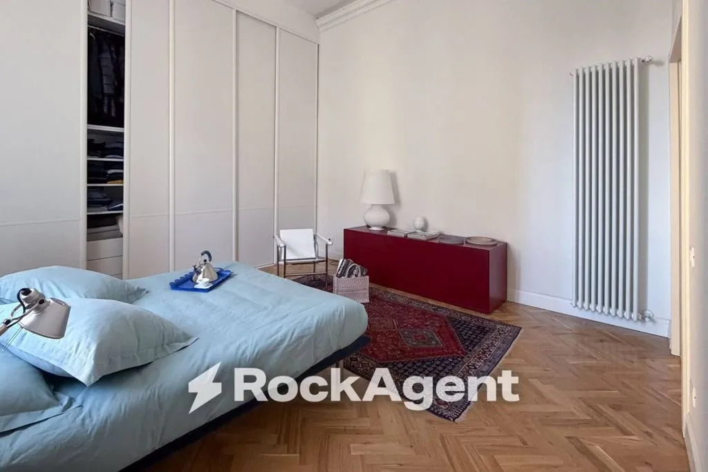 Luxury Apartment with Balcony in Leghorn