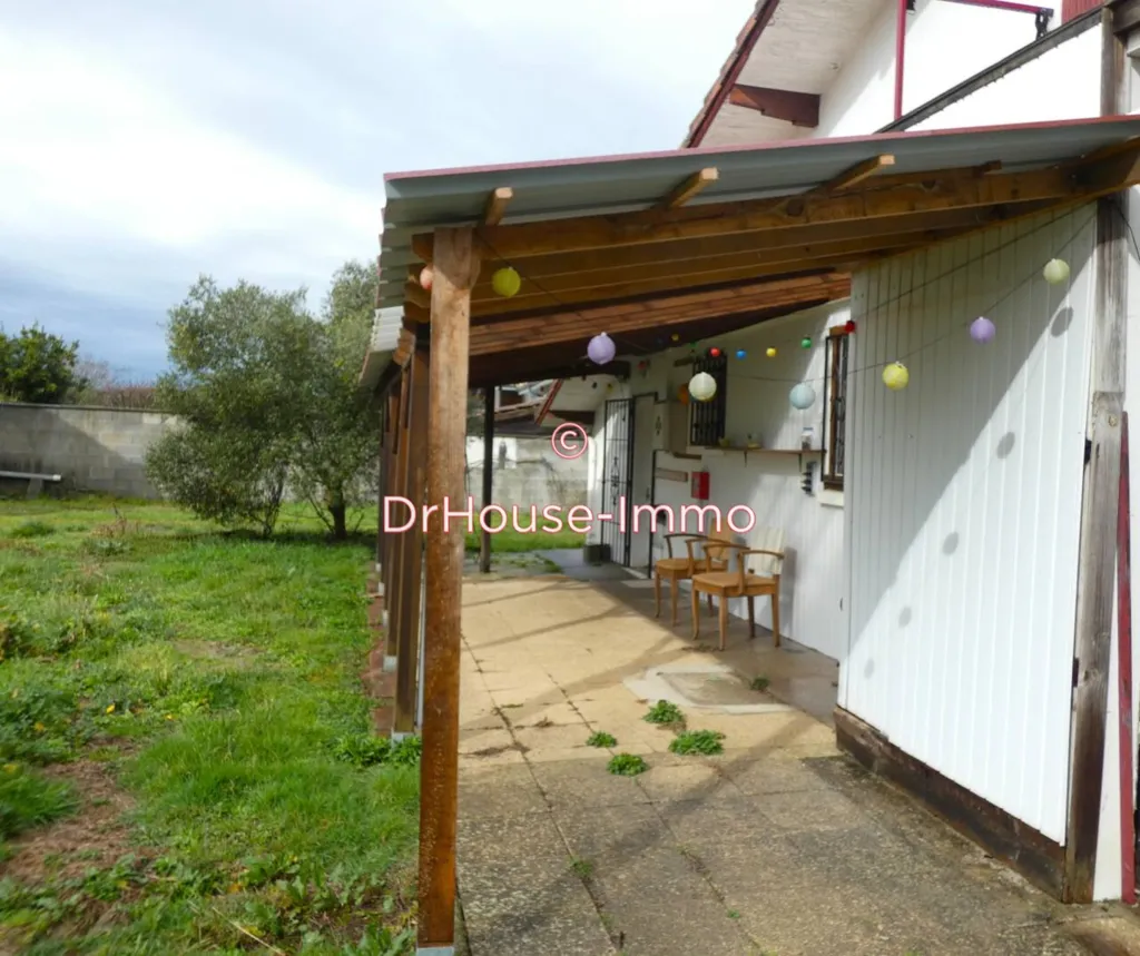 Terrass - Four-Piece House with Office Space in Sort-en-Chalosse