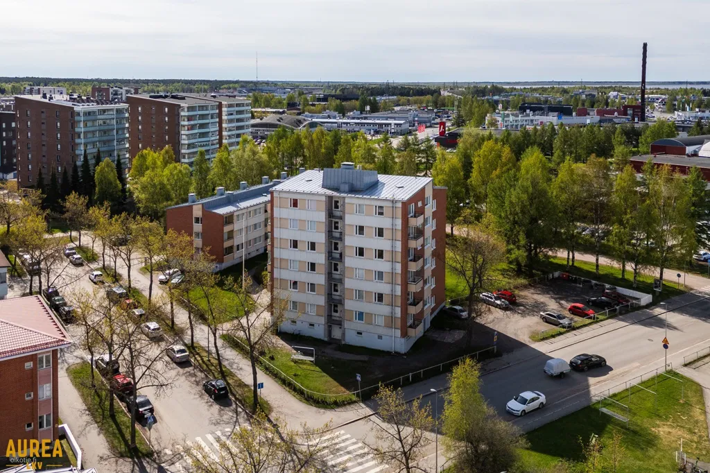 Õhuvaade - Flat with South-Facing Balcony in Heinäpää