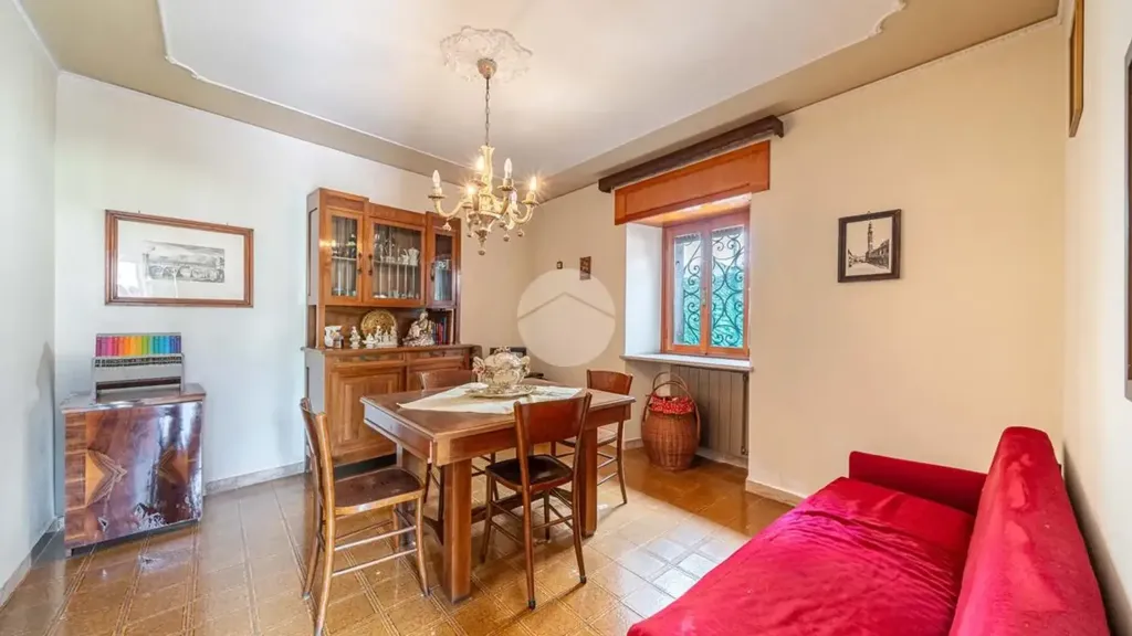 Salle à manger - Traditional Villa with Balcony in Tregnago